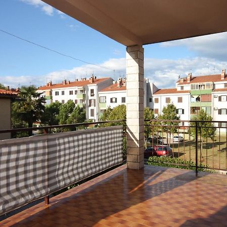 Apartments With A Parking Space Umag - 7057 Exterior photo